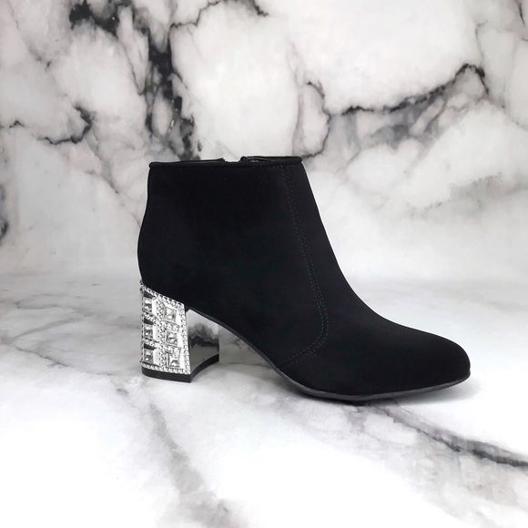 Madeline Stuart Black Ankle Boots Bedazzled Heels - Picture 2 of 7
